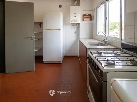 VENTA | FINANCIACIÓN - Departamento de 2 dormitorios por escalera - Rep. de la Sexta, Rosario.