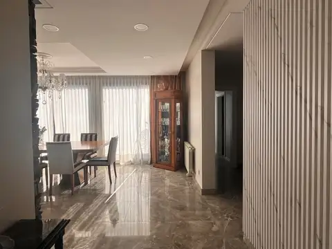 Casa 4 ambientes con 4 baños