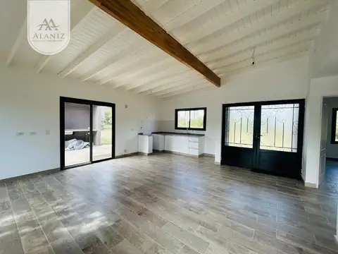 Casa 3 ambientes con 1 baño