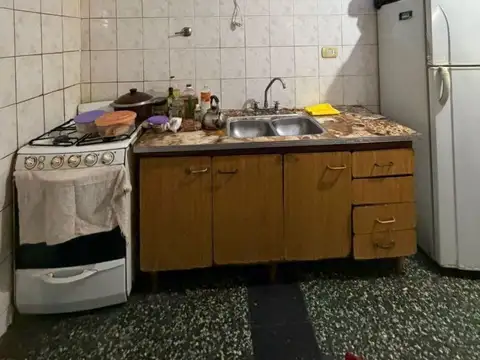 Depto Tipo Casa en Venta 40 años