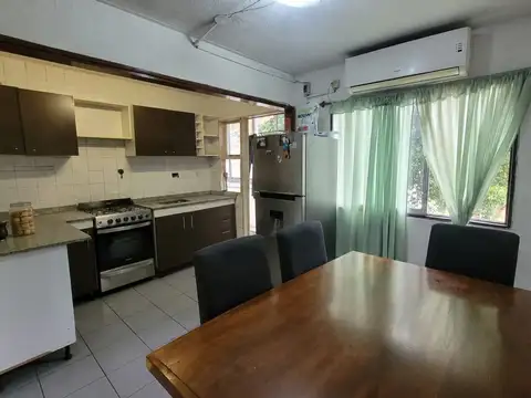 VENTA PH 4 AMBIENTES VICTORIA