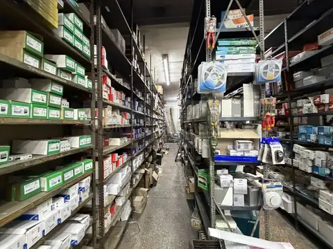 Local en Venta en Pompeya, USD 170.000