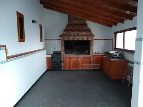 Casa en Venta en Liniers, USD 270.000