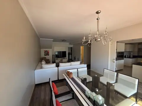 Departamento en Venta de 5 ambientes