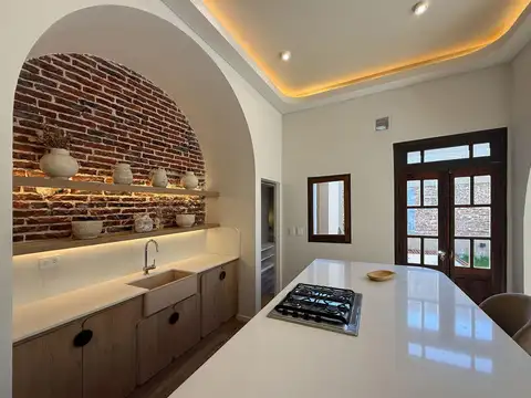 Casa en Venta en Nuestra Señora De Lourdes, USD 390.000