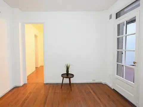 VENTA DEPARTAMENTO 3 amb   patio en zona facultades