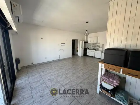 Depto Tipo Casa en Venta de 2 ambientes