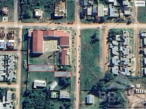 2 Lotes de 300 m2 y 619 m2