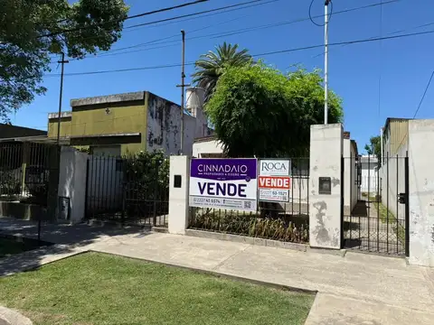 Casa - Venta - Argentina, Lobos