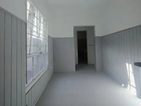 Depto Tipo Casa en Alquiler en Temperley, $ 350.000