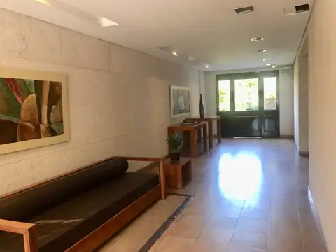 Departamento en Venta en Adrogue, USD 230.000