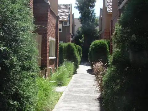 Depto Tipo Casa en Venta 12 años