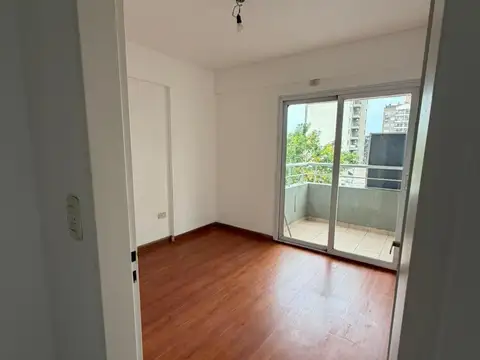 Hermoso departamento en venta en Lanus Este