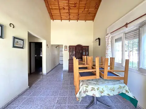 Casa 3 ambientes con 1 baño