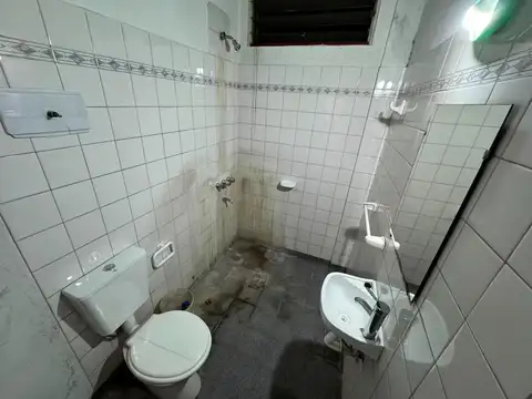 Local en Alquiler en San Antonio de Padua, $ 450.000