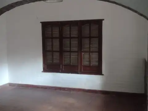 CASA EN BARRIO PINARES