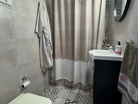 Casa 3 ambientes con 2 baños