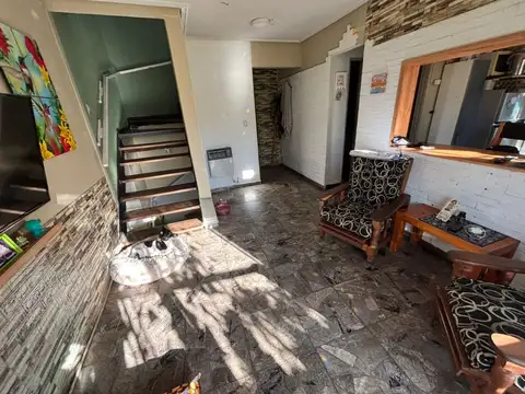 Depto Tipo Casa en Venta al Este