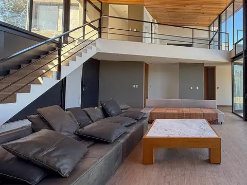 Casa en Alquiler Temporal de 3 dormitorios