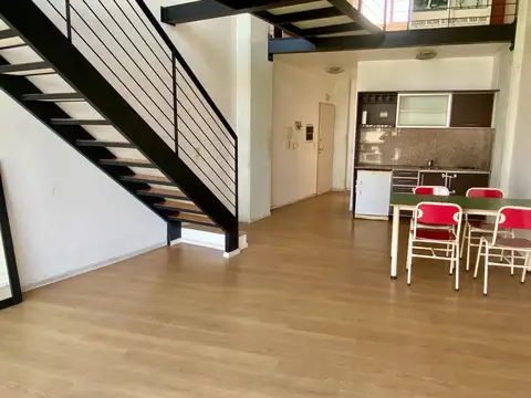 CHACARITA VENTA 3 AMB TIPO LOFT EN DUPLEX