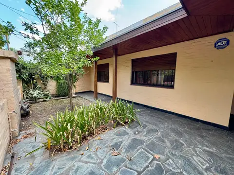 Casa en Venta 4 Amb Merlo Norte