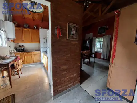 Casa 3 ambientes con 2 baños