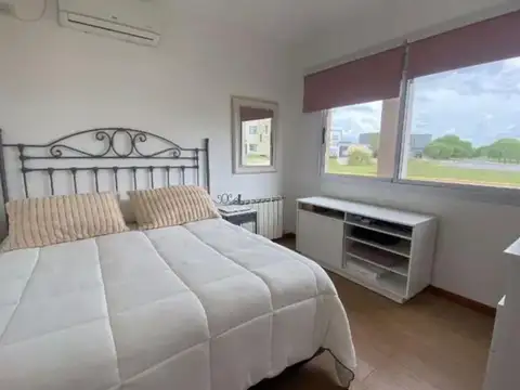 Casa 3 ambientes con 3 baños