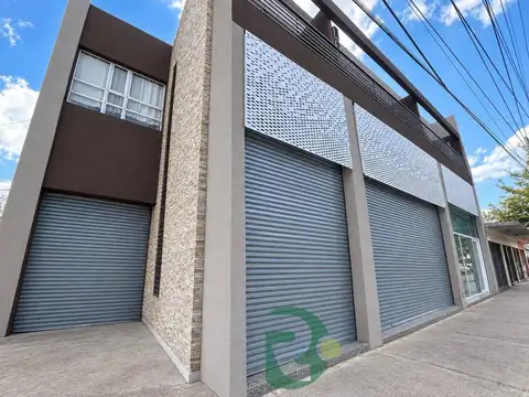 Venta local y dpto 2 amb con cochera moreno norte
