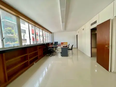 Oficina en Venta en Tribunales, USD 95.000