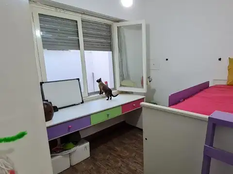 DEPARTAMENTO 4 AMB. EN PB. BANFIELD OESTE.