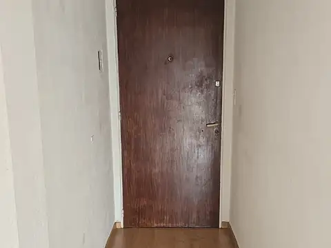 La Rioja 1200, Piso 7