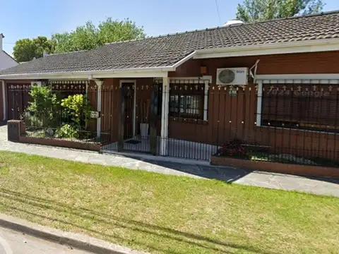 Venta casa 4 ambientes
