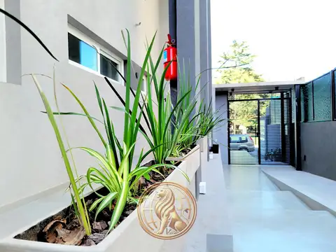 Depto Tipo Casa 3 ambientes con 2 baños