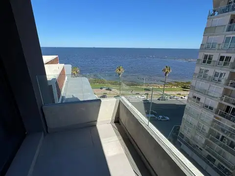 Casa en venta c/ cochera en Punta Carretas