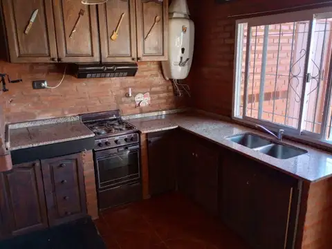 Casa Ph Tres ambientes en Lomas de Almirador