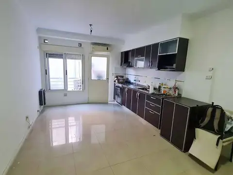 Venta de Departamento 2 Ambientes en Monte Castro