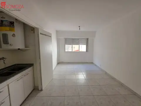 Departamento en alquiler en Balvanera Luminoso 