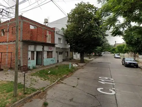 Lote Terreno en Venta con casa a demoler 119 E/ 66 Y 67 en La Plata