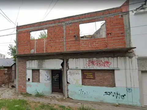 Lote Terreno en Venta en La Plata con casa a demoler 119 E/ 66 Y 67