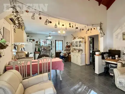 Casa 3 ambientes con 1 baño