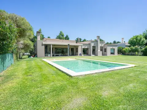 alquiler casa en barrio cerrado los alamos ibarlucea