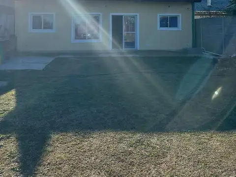 OPORTUNIDAD CASA EN LOTE PROPIO DE 300 MTS²