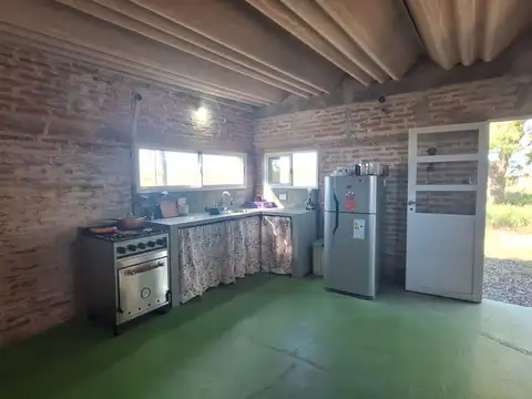 Casa en Venta con 3 cocheras