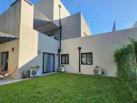 VENTA DEPTO 3 AMB C/JARDÍN -ALTOS DEL ENCUENTRO