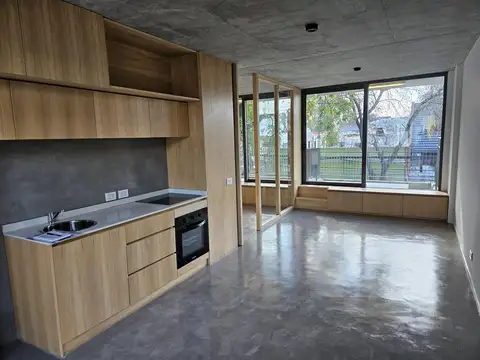 Pedro I Rivera  al 5700