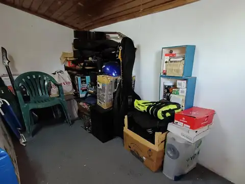 Casa 5 ambientes con 2 baños
