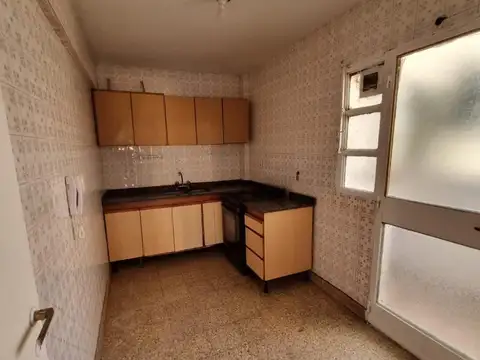 Departamento en Alquiler en Primera Junta, $ 790.000