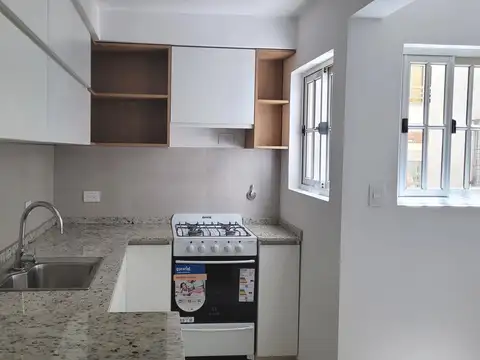 Departamento de 3 ambientes en venta con cochera