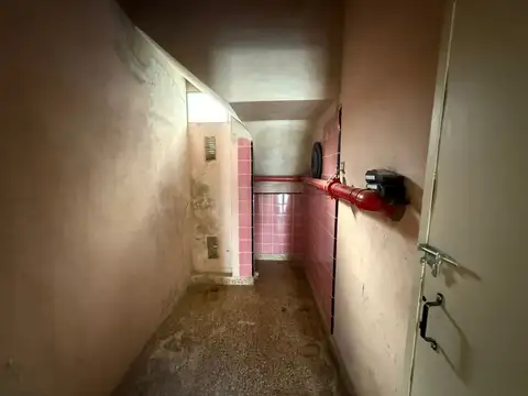 Molina 1200, Piso 1