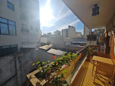 3Ambientes contrafrente. Luminoso.